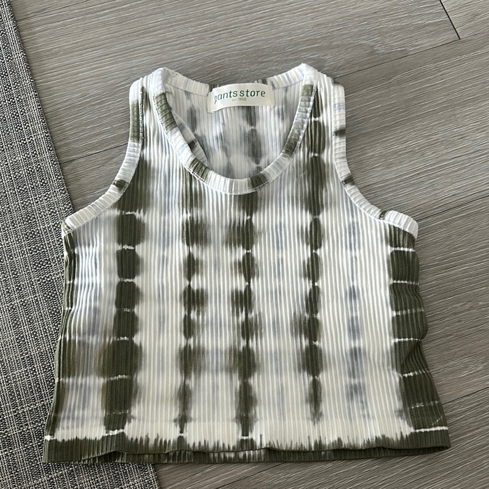 Pants Store Women's Green and White Ribbed Tank Top